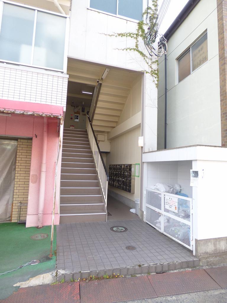 2/8 エントランス