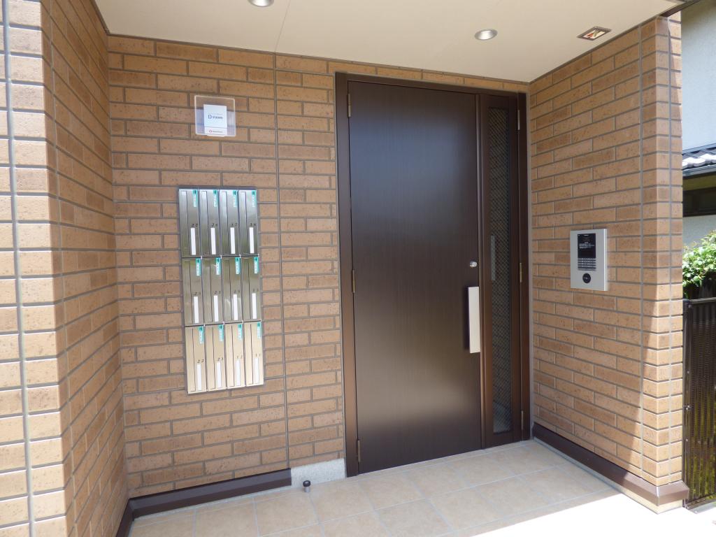 21/23 エントランス