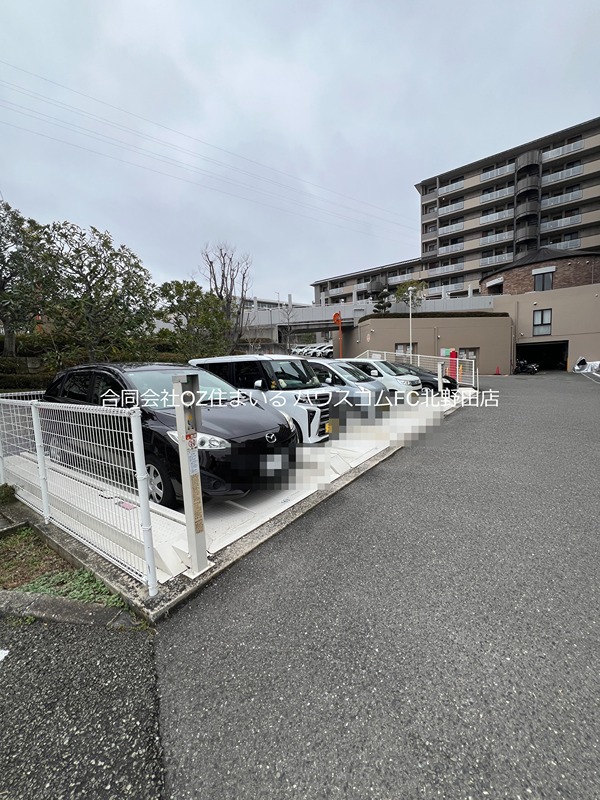 26/30 駐車場