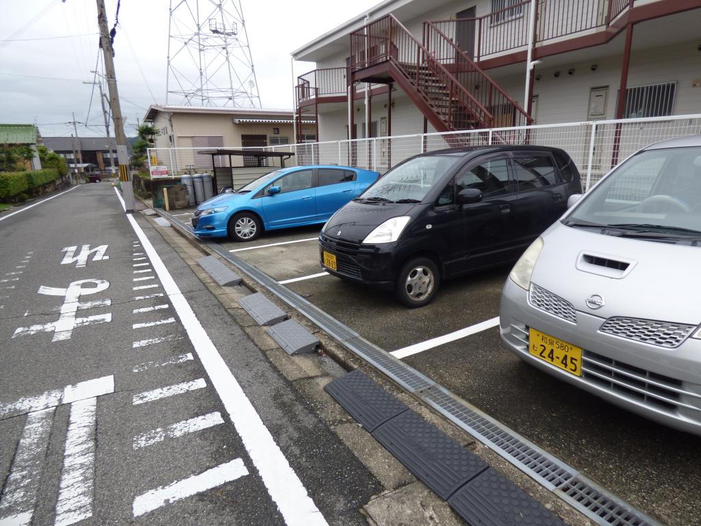 19/24 駐車場