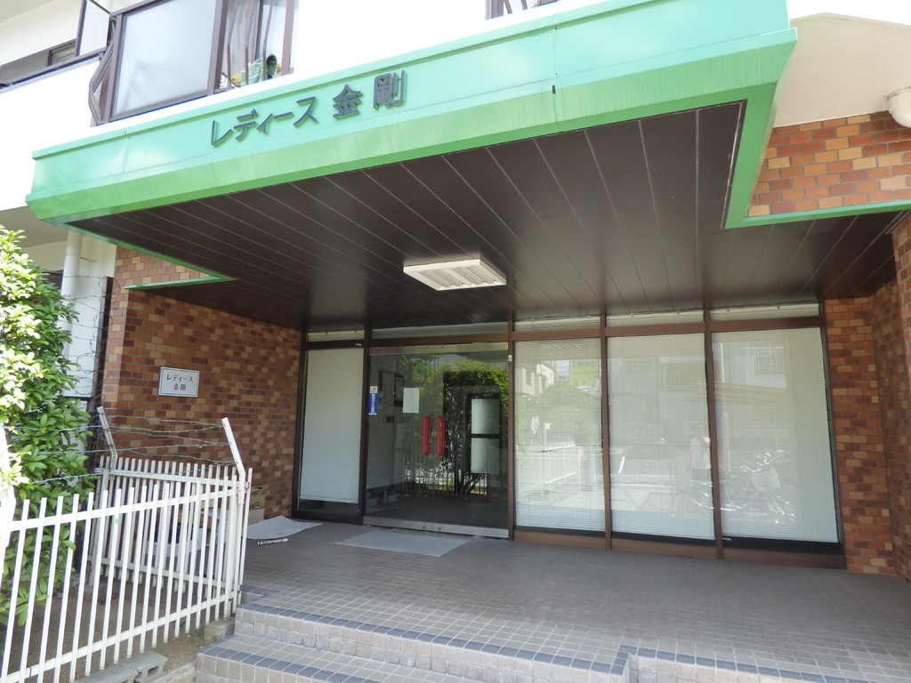 22/24 エントランス