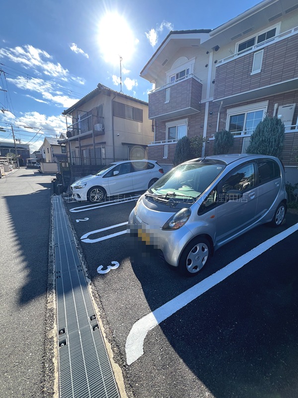 19/25 駐車場