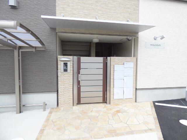 20/25 エントランス