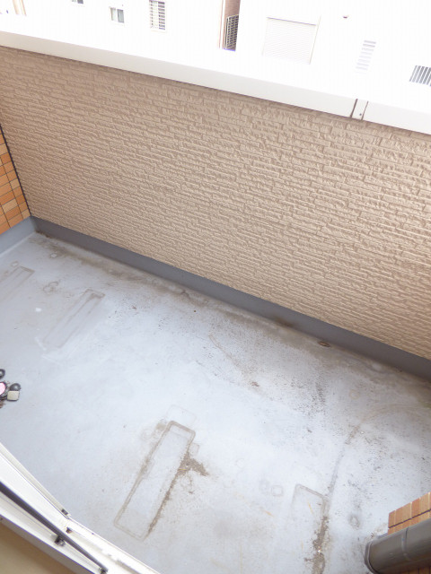 15/28 バルコニー