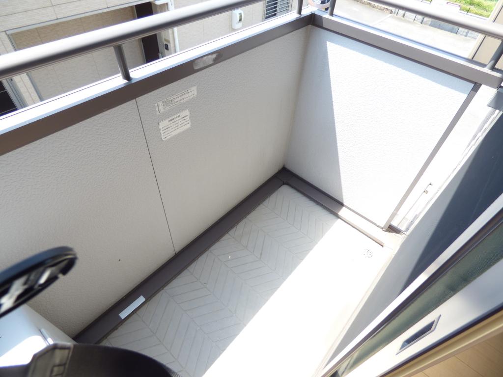 16/22 バルコニー