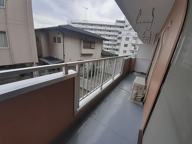 16/28 バルコニー