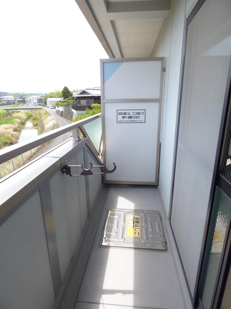 19/26 バルコニー