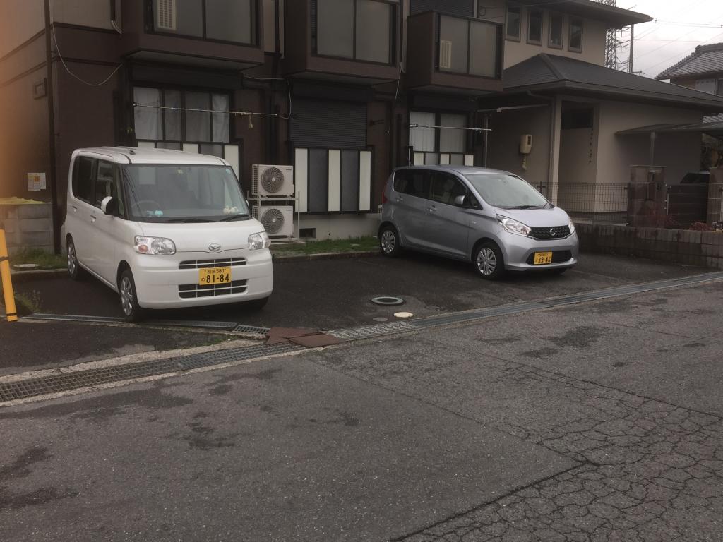 17/19 駐車場