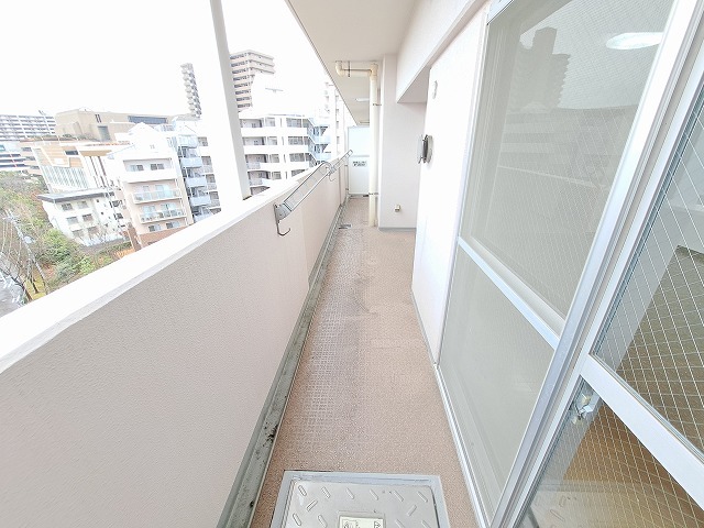 21/30 バルコニー