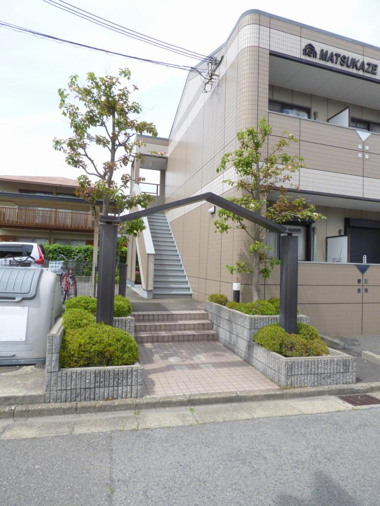 21/25 エントランス