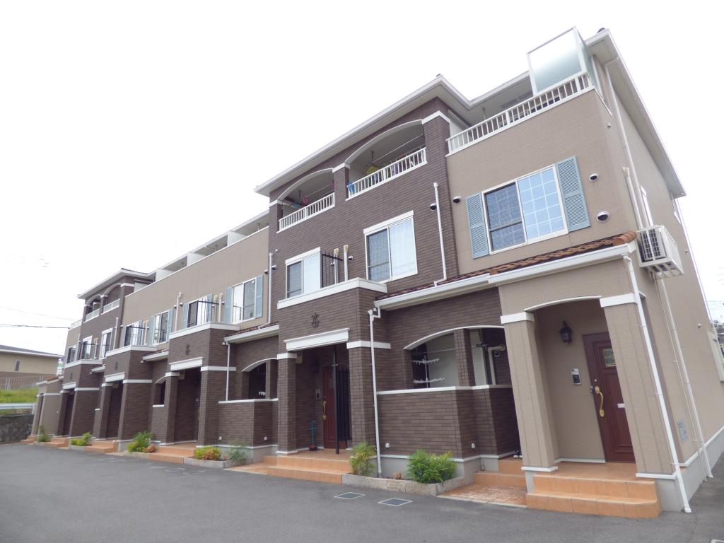 26/30 エントランス