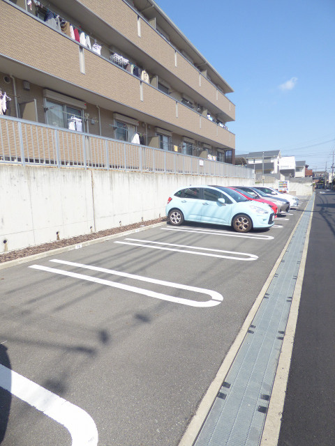 19/24 駐車場