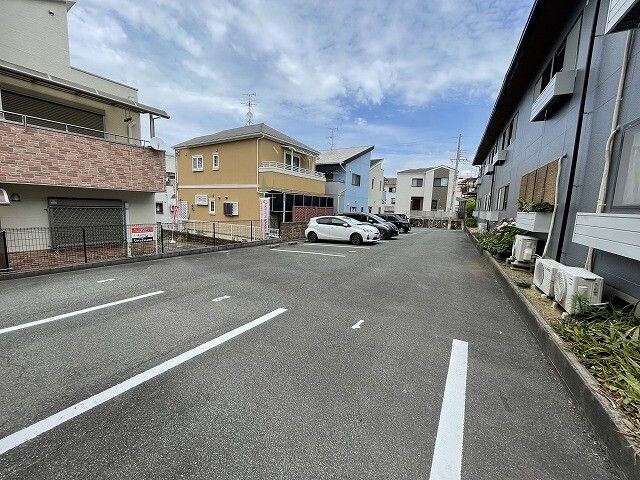 20/24 駐車場