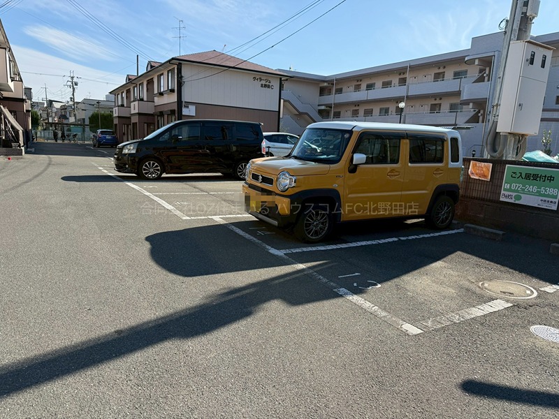 26/30 駐車場