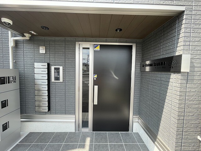 21/29 エントランス