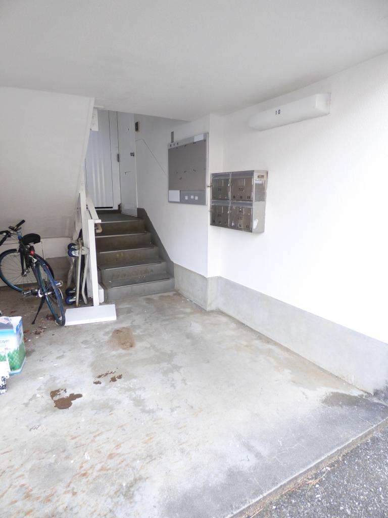 25/30 エントランス