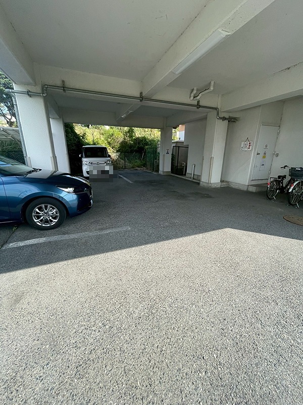 20/26 駐車場