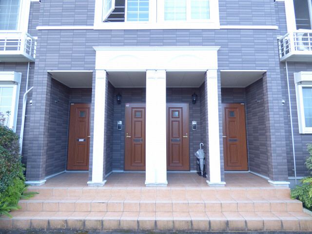 17/19 エントランス