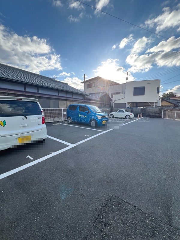23/29 駐車場