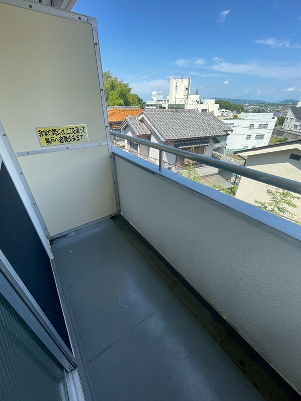 13/21 バルコニー