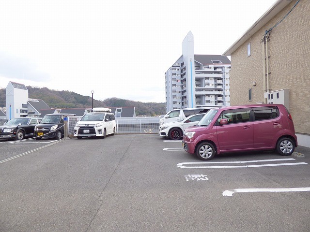 18/19 駐車場
