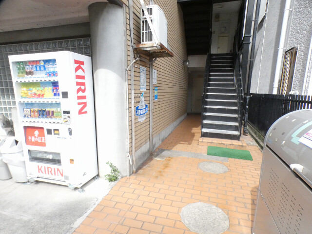 19/21 エントランス