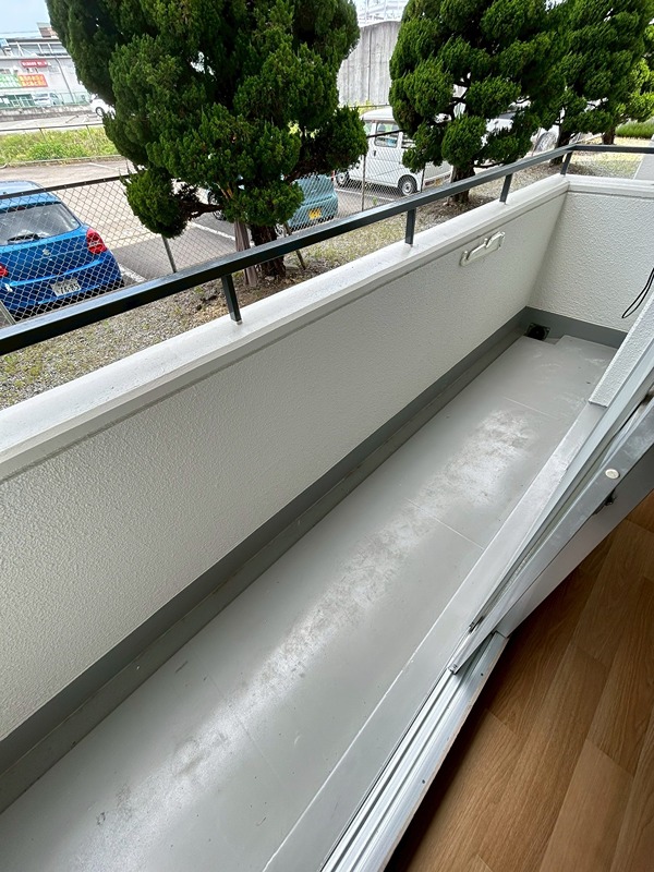 17/23 バルコニー