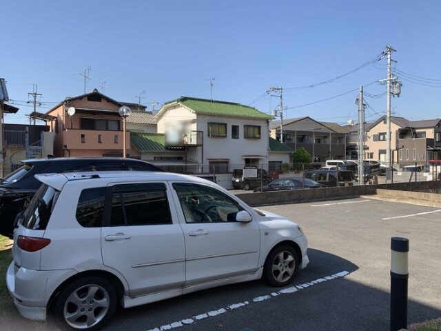 20/28 駐車場