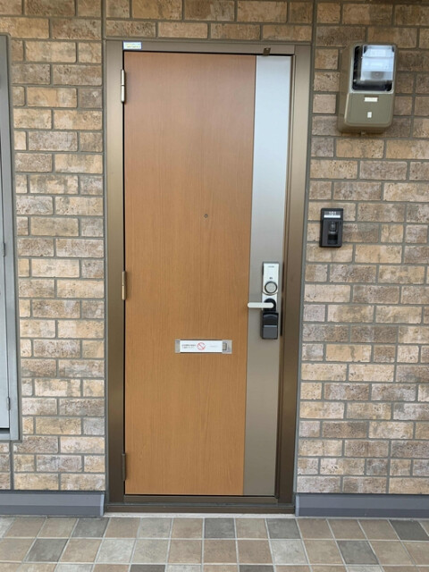 18/28 エントランス