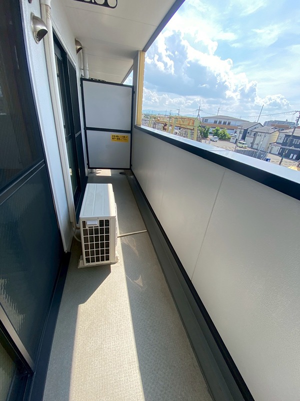 19/30 バルコニー