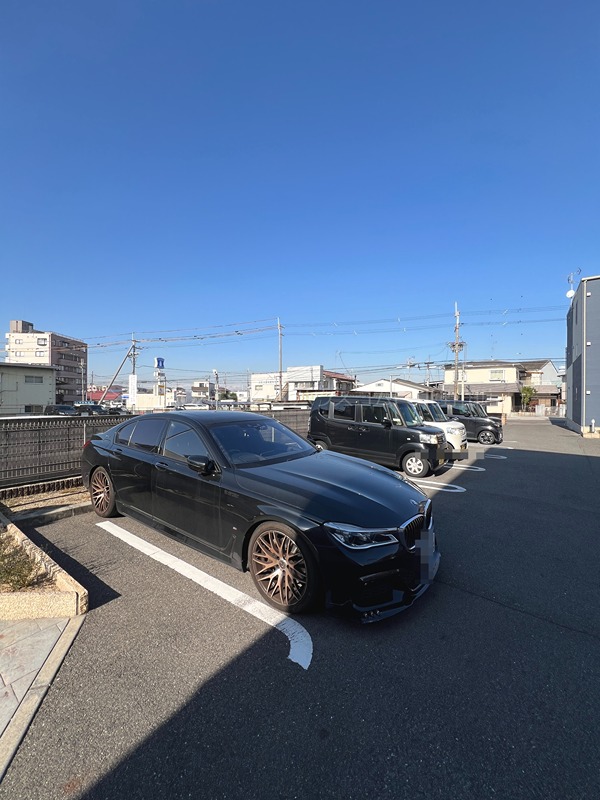21/28 駐車場