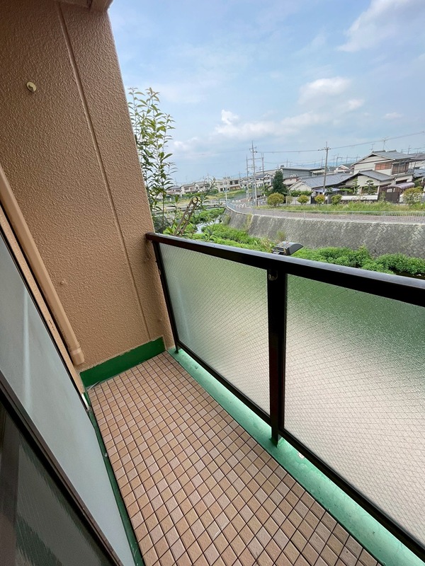 14/22 バルコニー