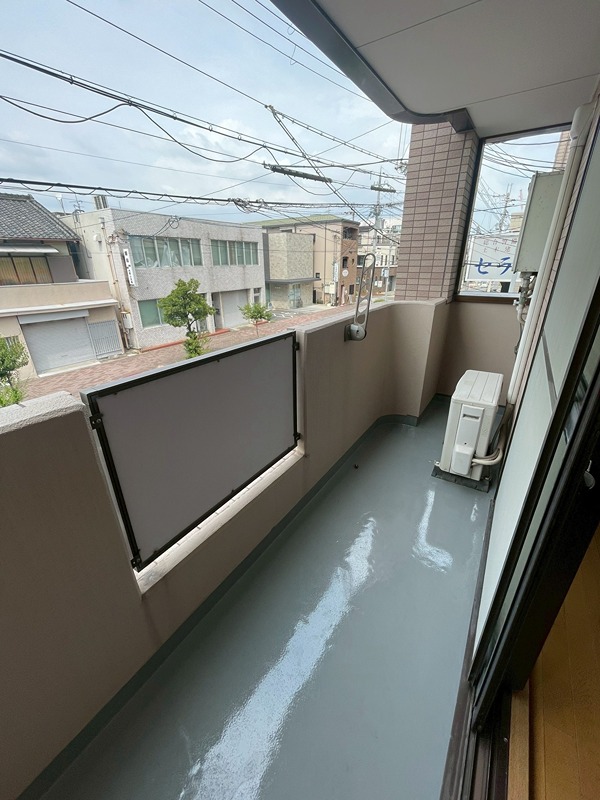 15/28 バルコニー