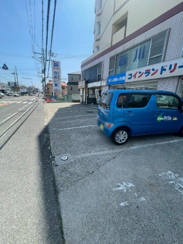 20/30 駐車場