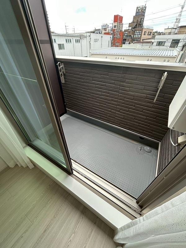 13/27 バルコニー