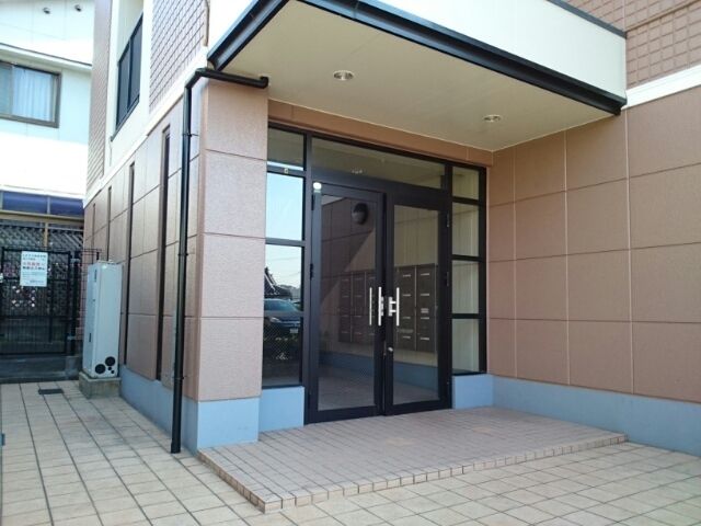 13/24 エントランス