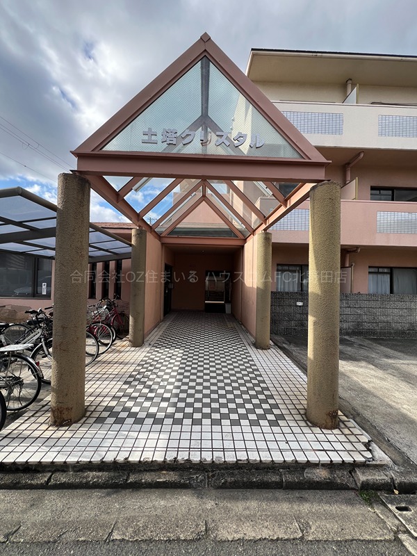 18/29 エントランス