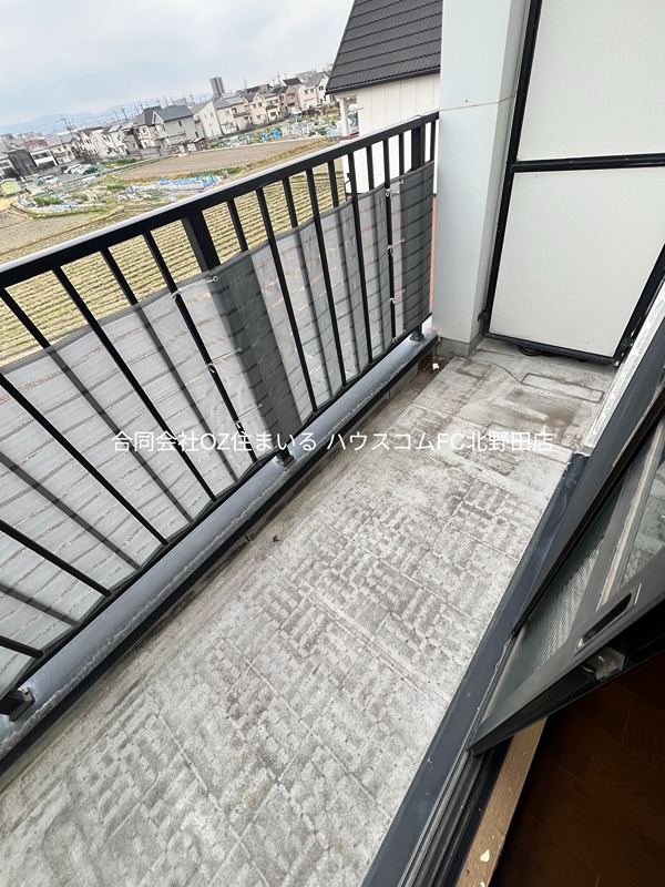 13/23 バルコニー