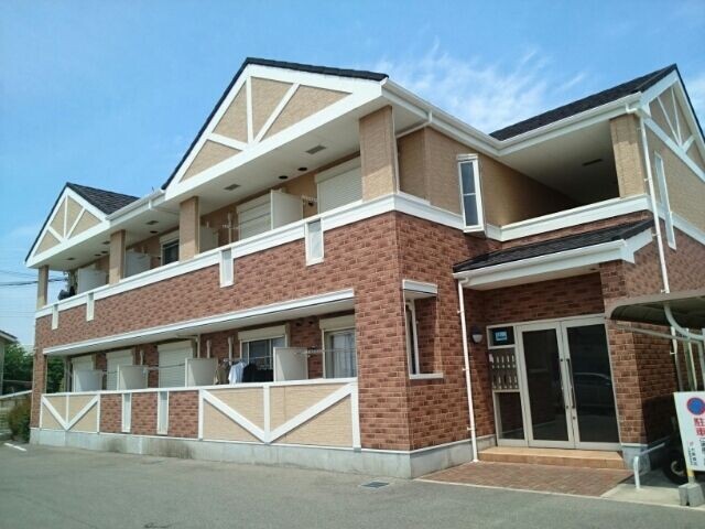 13/17 エントランス