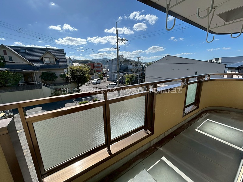 13/18 バルコニー