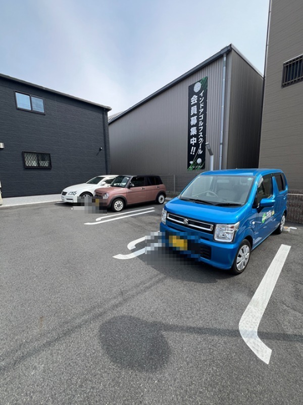 20/30 駐車場