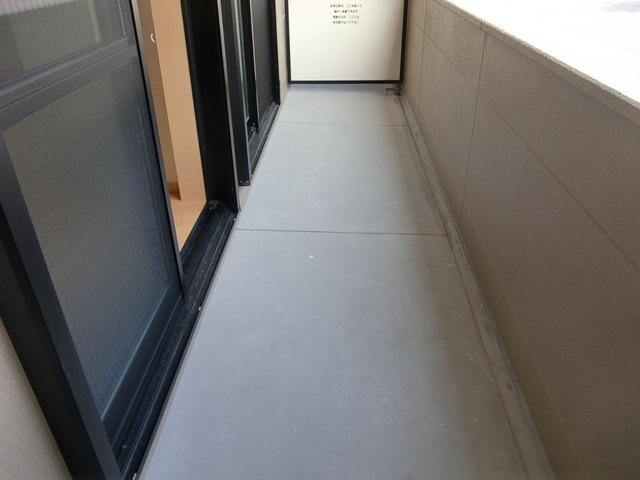 19/27 バルコニー