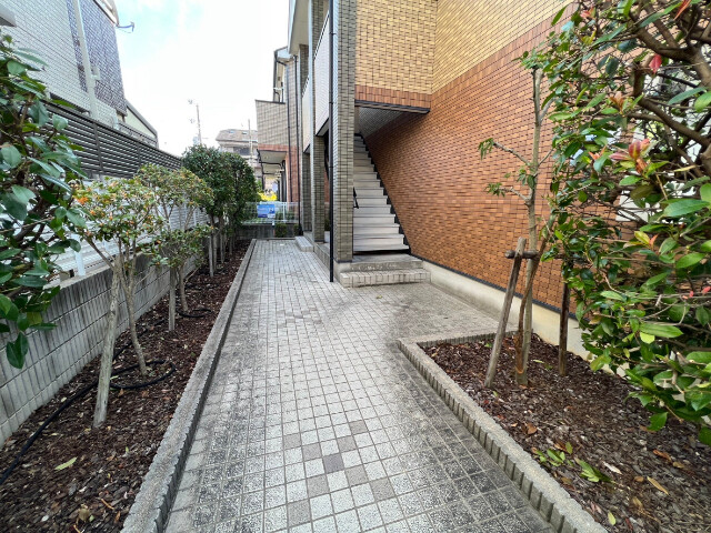 14/24 エントランス