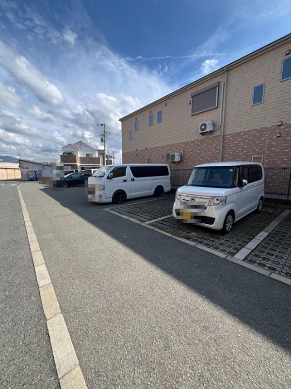 26/30 駐車場
