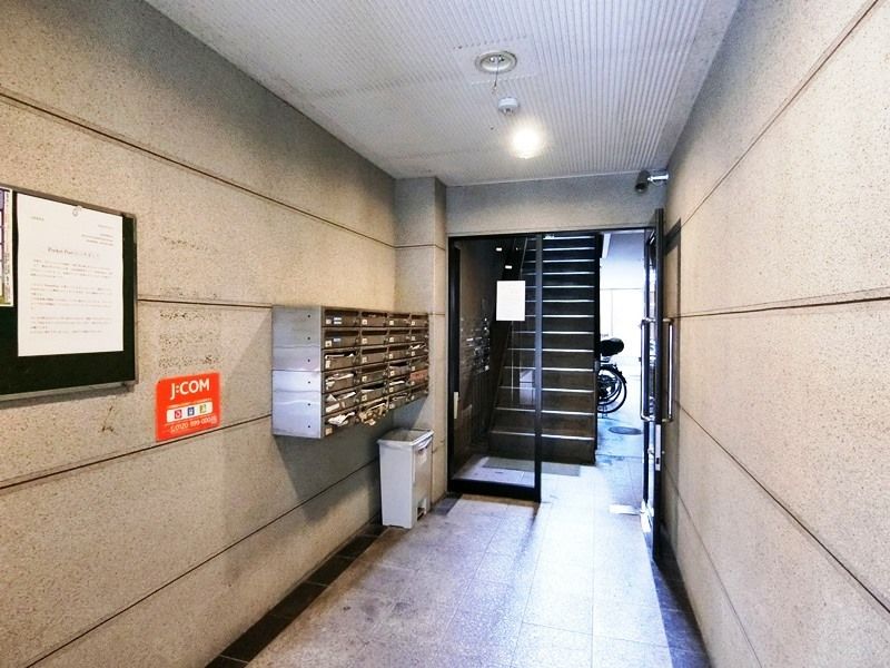 15/26 エントランス