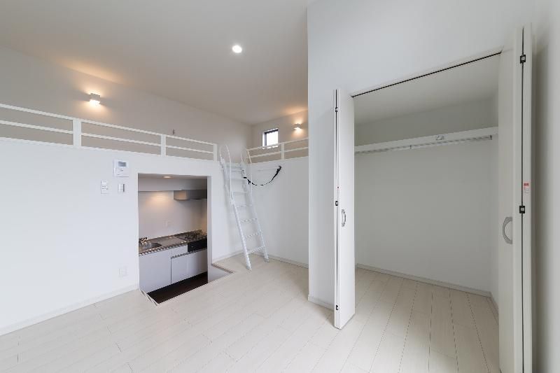 18/25 バルコニー