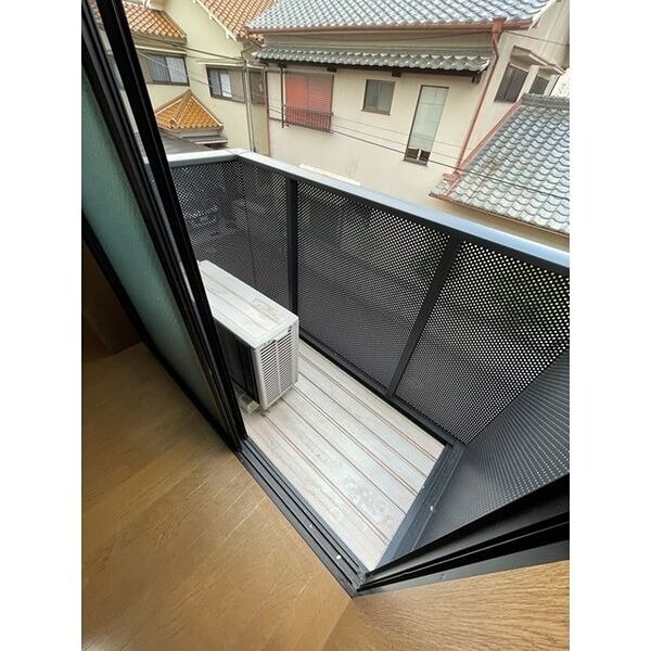 14/27 バルコニー