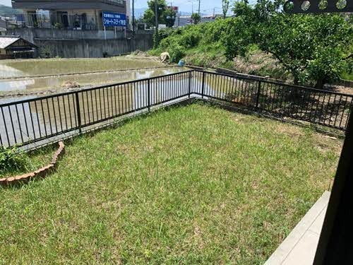 13/23 バルコニー