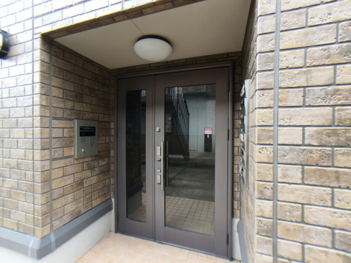 19/28 エントランス