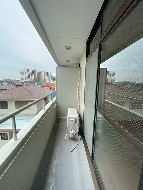 13/20 バルコニー